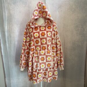 THROWZY MARLO LORENZ PULLOVER  Daisies Flowers Pink One Size